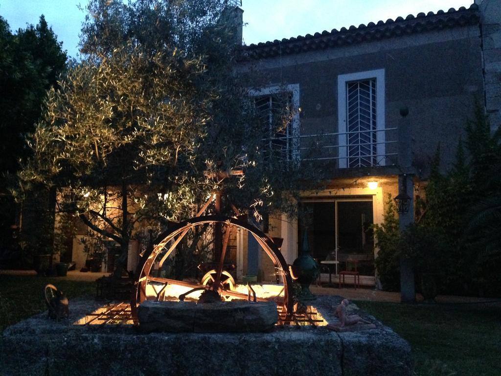 Les Jardins Du Rebaut Bed and Breakfast Μπεζιέ Εξωτερικό φωτογραφία